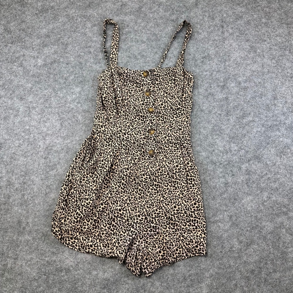 Hollister Romper Womens Sz M Leopard Button Front Smocked Back‎ Jumpsuit